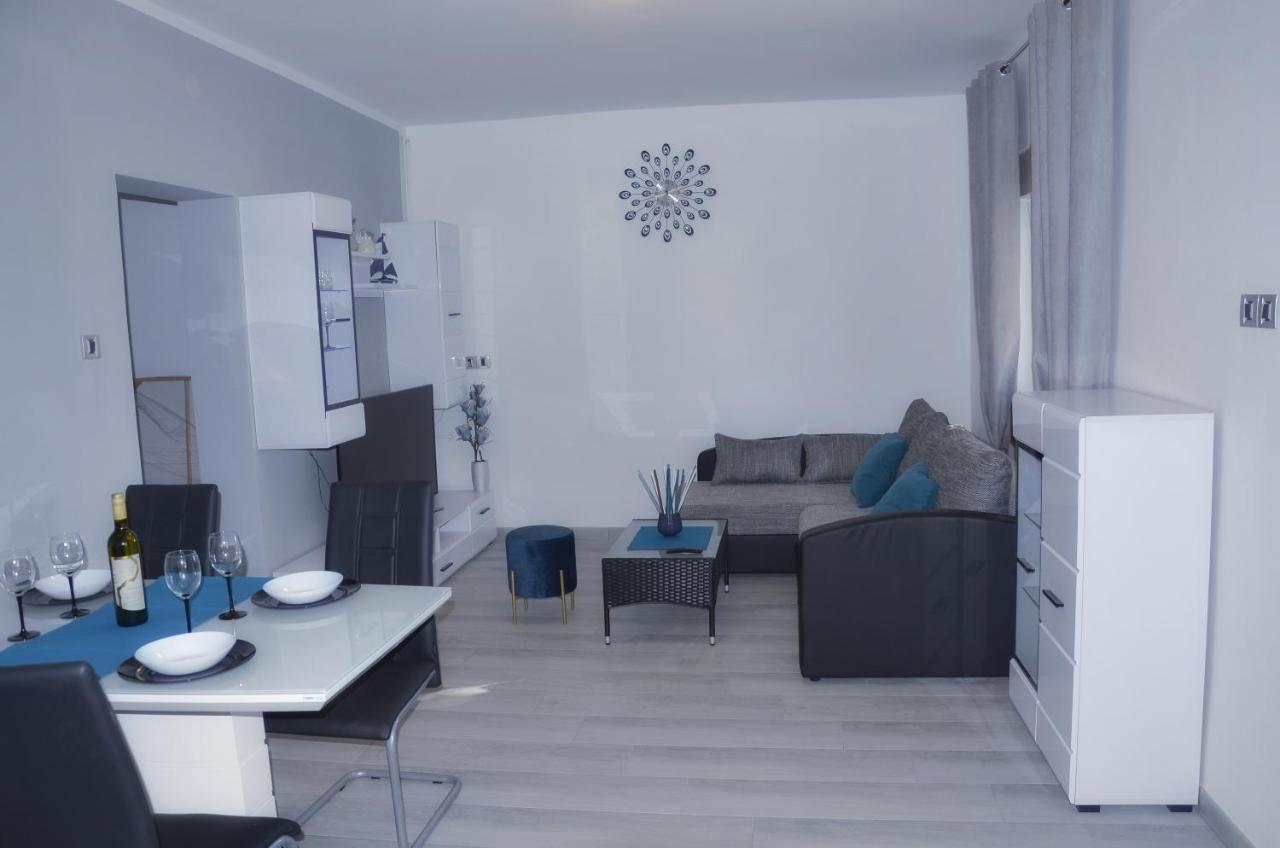 ורסאר Apartman Rocan מראה חיצוני תמונה