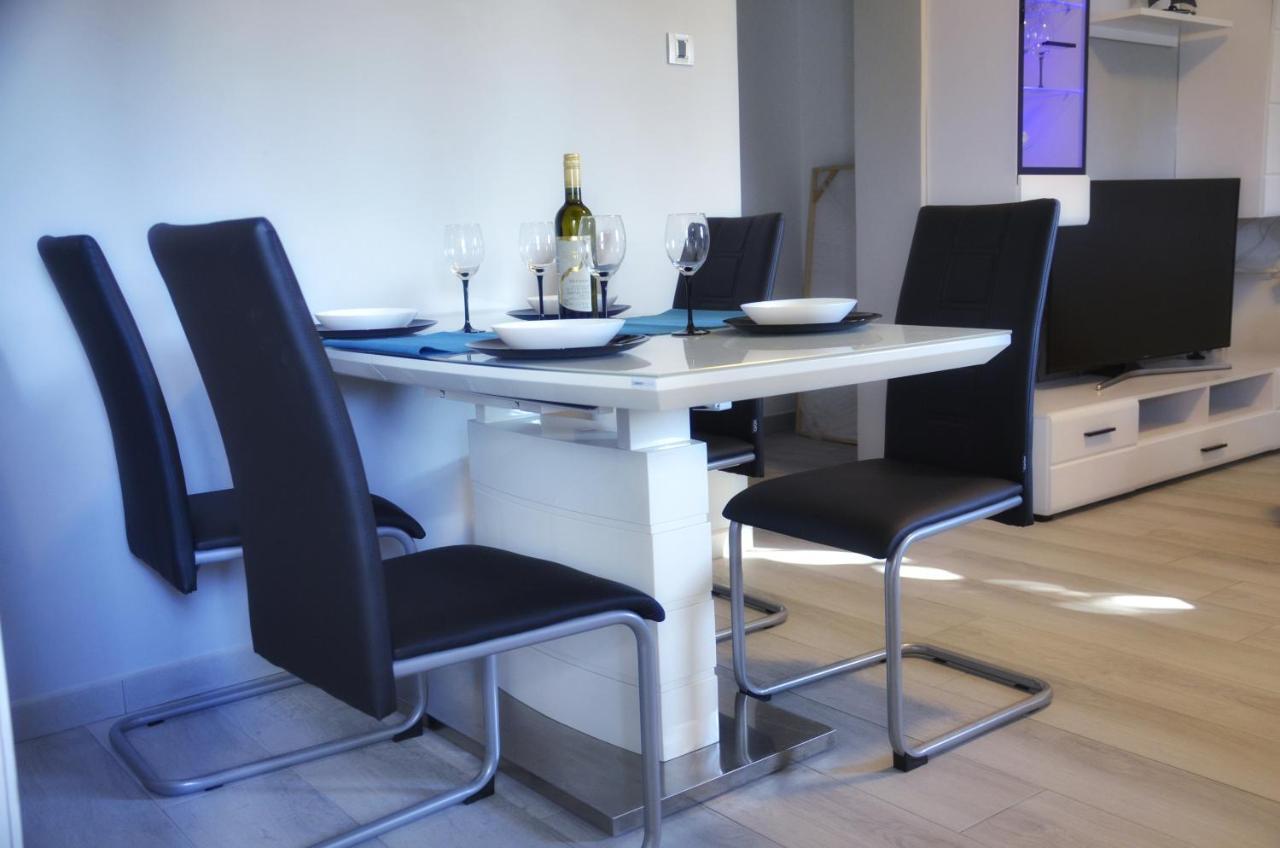 ורסאר Apartman Rocan מראה חיצוני תמונה