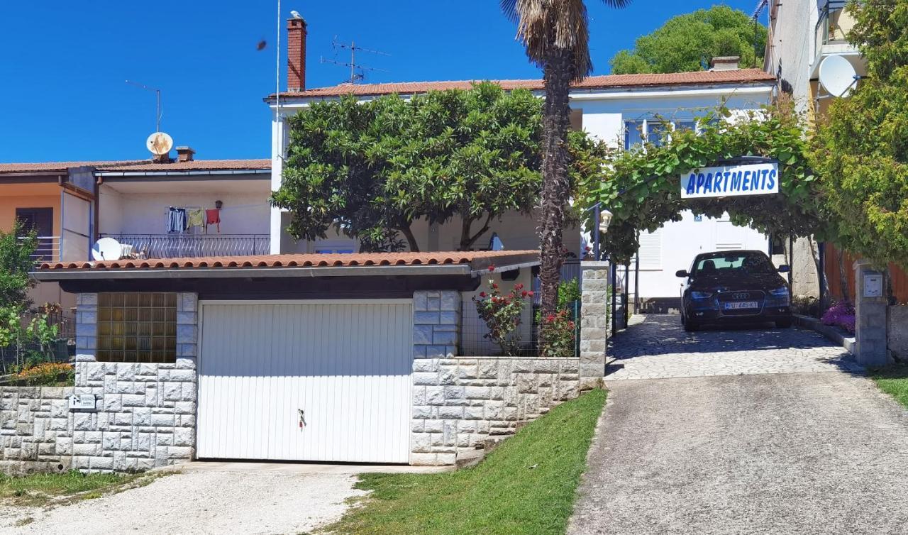 ורסאר Apartman Rocan מראה חיצוני תמונה