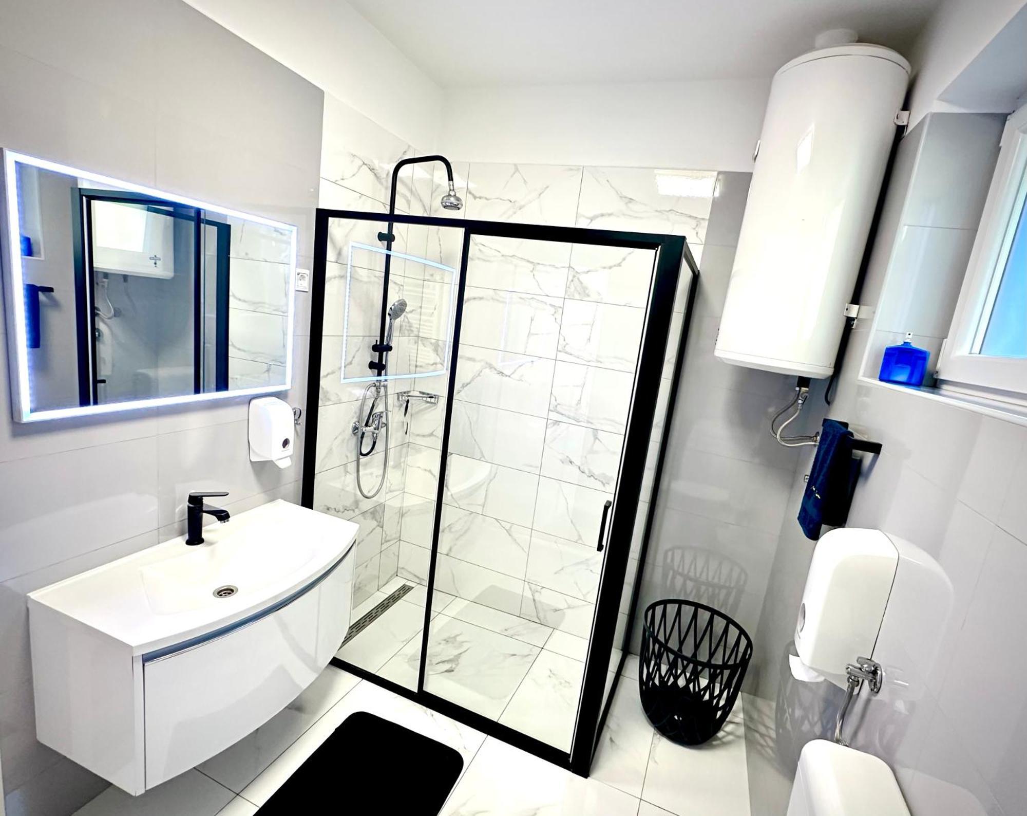 ורסאר Apartman Rocan מראה חיצוני תמונה