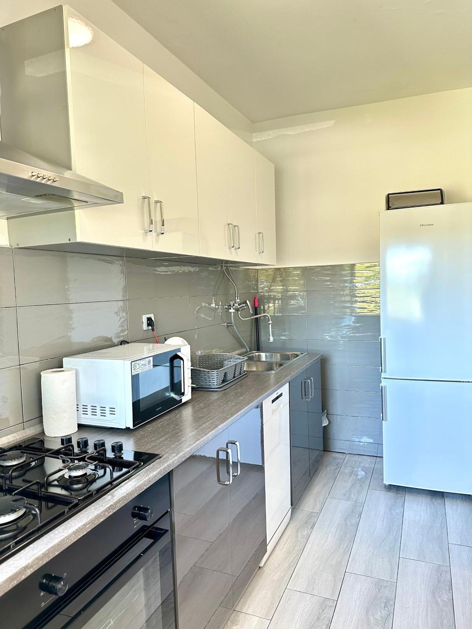 ורסאר Apartman Rocan מראה חיצוני תמונה